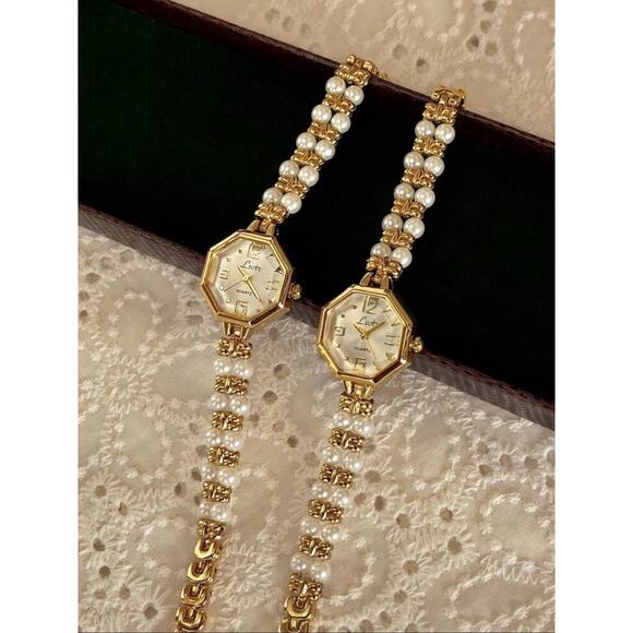 Gold French Vintage Style Unique Dainty Women’s Wrist Watch Trendy Cute Gift main image 3